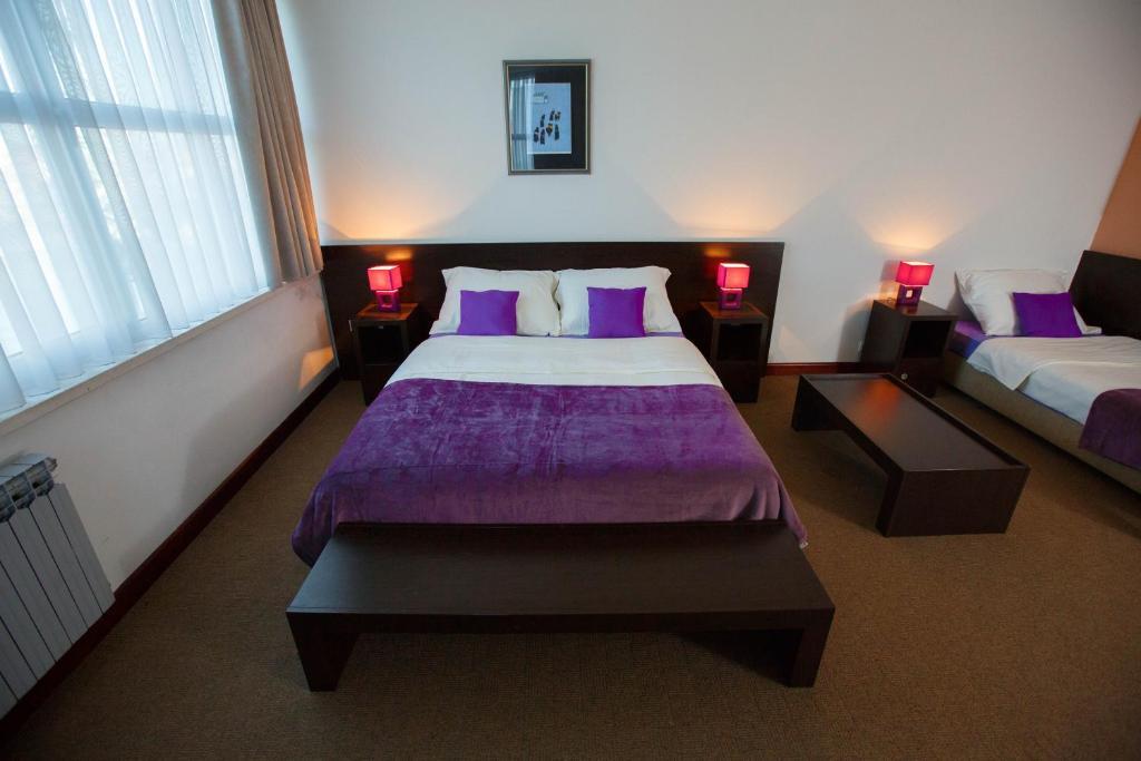 Hotel Sv. Mihovil Trilj Quarto foto